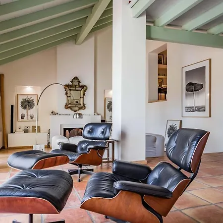 Villa Spectacular And Charismatic In Marbella. Pure Life *