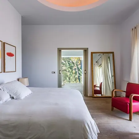 Villa Spectacular And Charismatic In Marbella. Pure Life *