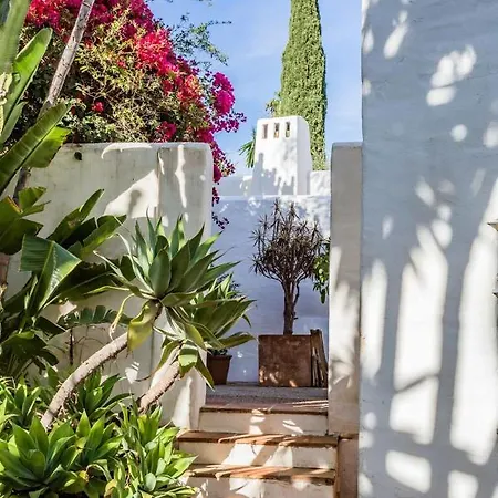 Spectacular And Charismatic In Marbella. Pure Life *
