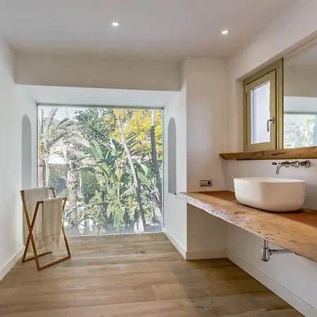Villa Spectacular And Charismatic In Marbella. Pure Life Marbella
