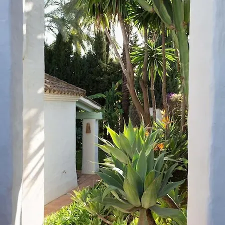 Spectacular And Charismatic In Marbella. Pure Life Villa *