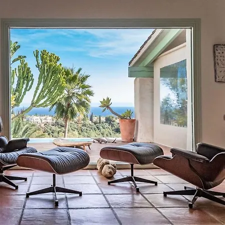 Villa Spectacular And Charismatic In Marbella. Pure Life